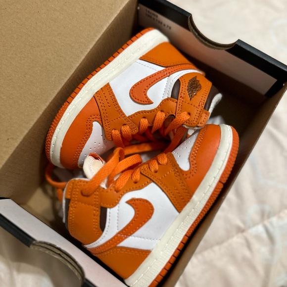 Jordans - Picture 5 of 6